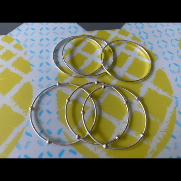 6 Bangles - Picture 2 of 6